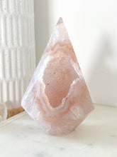 Load image into Gallery viewer, Druzy Agate Diamond Freeform