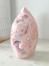 Load image into Gallery viewer, Pastel Pink Amethyst Flower Agate Druzy Flame