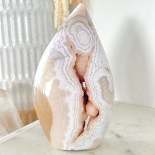 Load image into Gallery viewer, Pink Amethyst Flower Agate Druzy Flame Freeform
