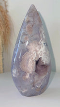 Load and play video in Gallery viewer, Blue Flower Agate Druzy Flame Freeform