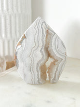 Load image into Gallery viewer, Mexican Crazy Lace Agate Druzy Flame
