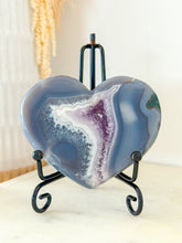 Load image into Gallery viewer, Moss Agate x Amethyst Druzy Heart &amp; Stand
