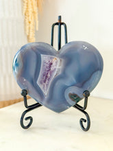 Load image into Gallery viewer, Moss Agate x Amethyst Druzy Heart &amp; Stand
