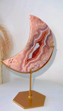Load and play video in Gallery viewer, Pink Crazy Lace Druzy Agate Moon &amp; Stand
