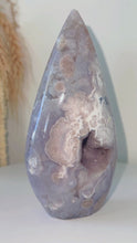Load and play video in Gallery viewer, Blue Flower Agate Druzy Flame Freeform
